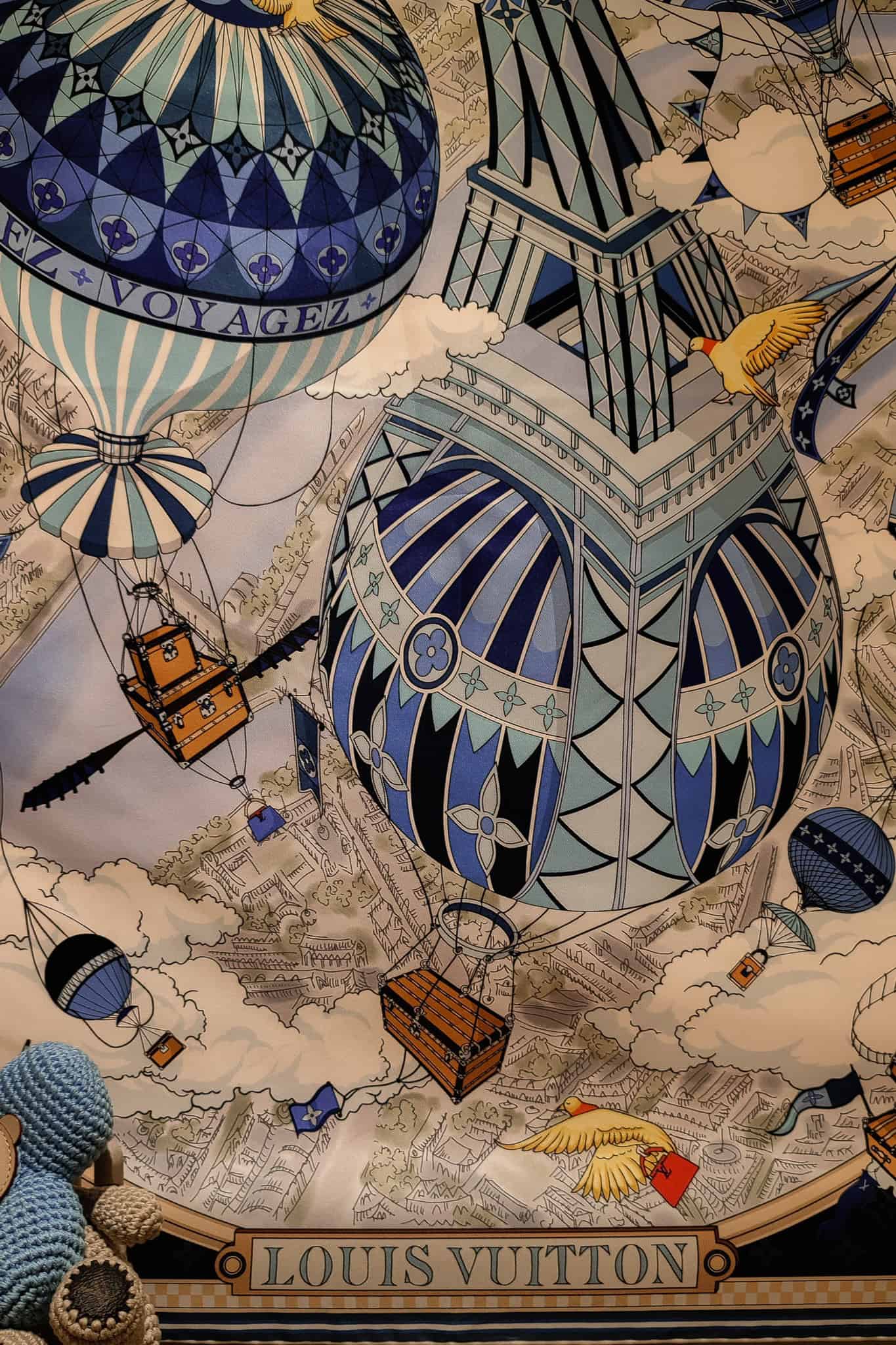 Live Fashion Illustration Guest Sketches at Louis Vuitton Store Opening event in Cape Town by HANLI interior design ()
